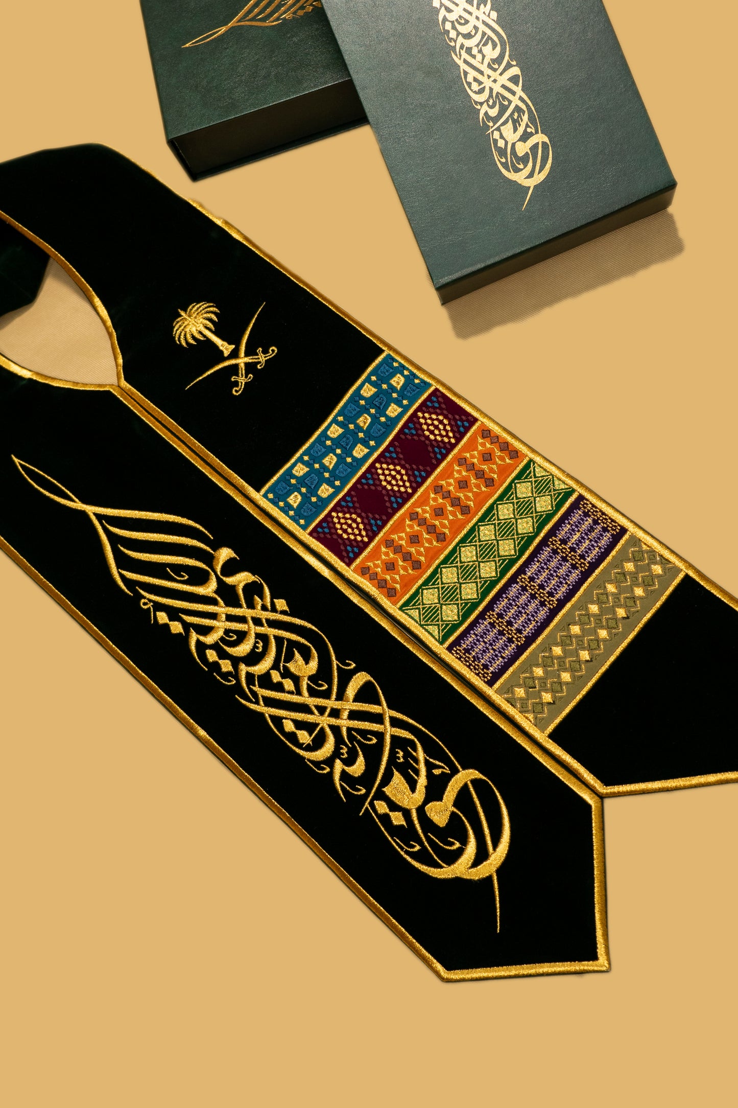 شال عز وفخر الفخم