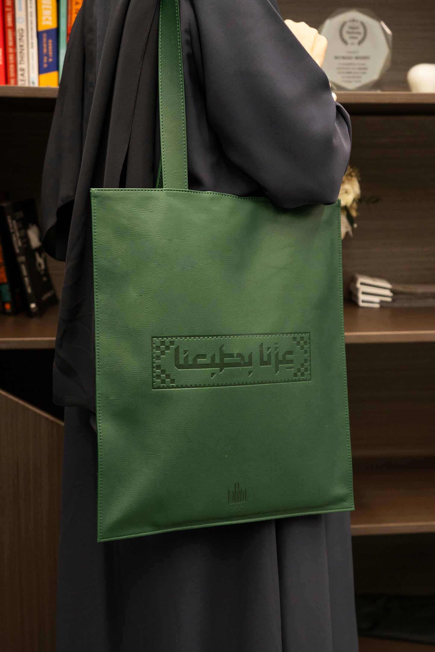 توت باق عزنا بطبعنا